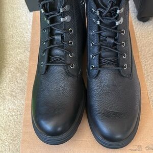 UGG BILTMORE MID BOOT PLAIN TOE WATERPROOF LEATHER BOOTS. MEN SIZE 13